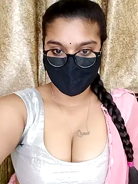 Snapshot of Jasmine_jaaan chatting on 02/25/25, 11:43 Jasmine jaaan online show from 02/25/25, 11:43