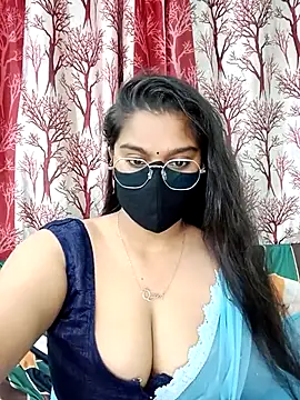 Snapshot of Jasmine_jaaan chatting on 10/18/25, 04:47 Jasmine jaaan online show from 10/18/25, 04:47