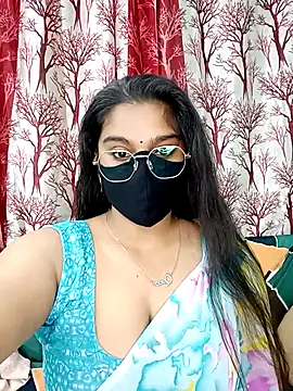 Snapshot of Jasmine_jaaan chatting on 10/12/25, 04:47 Jasmine jaaan online show from 10/12/25, 04:47