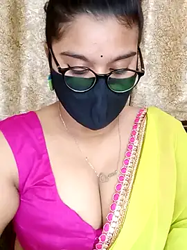 Snapshot of Jasmine_jaaan chatting on 03/12/25, 11:32 Jasmine jaaan online show from 03/12/25, 11:32