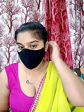 Snapshot of Jasmine_jaaan chatting on 10/02/25, 04:38 Jasmine jaaan online show from 10/02/25, 04:38
